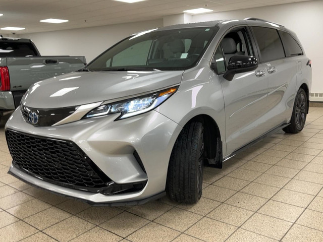 2023 Toyota Sienna XSE in Cars & Trucks in Calgary - Image 2