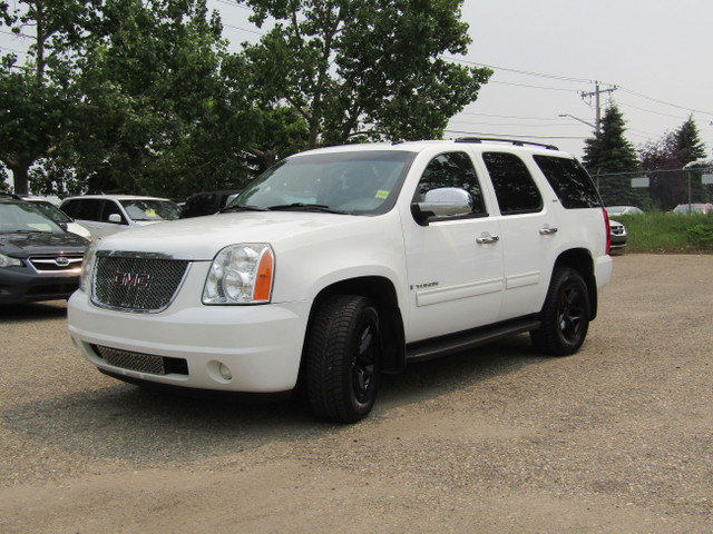 2009 GMC Yukon SLT-8 PASS-LEATHER *FINANCING AVAILABLE* in Cars & Trucks in Calgary - Image 2