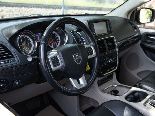 2014 Dodge Grand Caravan Crew in Cars & Trucks in Calgary - Image 3