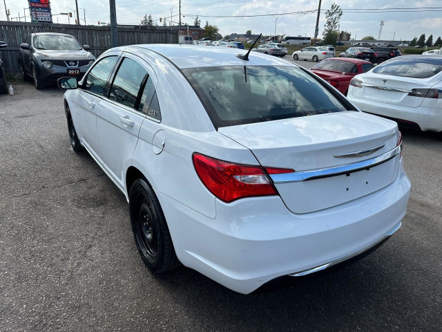 2013 Chrysler 200 LX, SEDAN, AUTO, 4 CYL, ONLY 82KMS, CERTIFIED in Cars & Trucks in London - Image 3