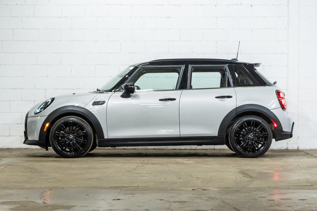 2023 MINI 5 Door Cooper S Premier | Accès Confort | Toit in Cars & Trucks in City of Montréal - Image 4