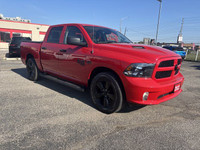 Clean Car Fax**Ram 1500**Express**Crew Cab**4x4**5.7L**V8**Hemi**Premium Cloth Buckets**Heated Seats... (image 4)