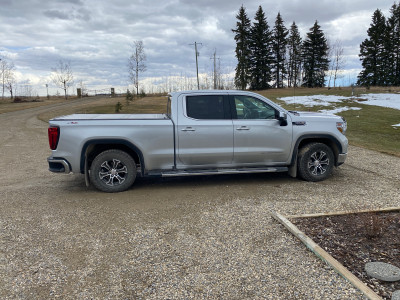 2022 GMC Sierra 1500 SLE