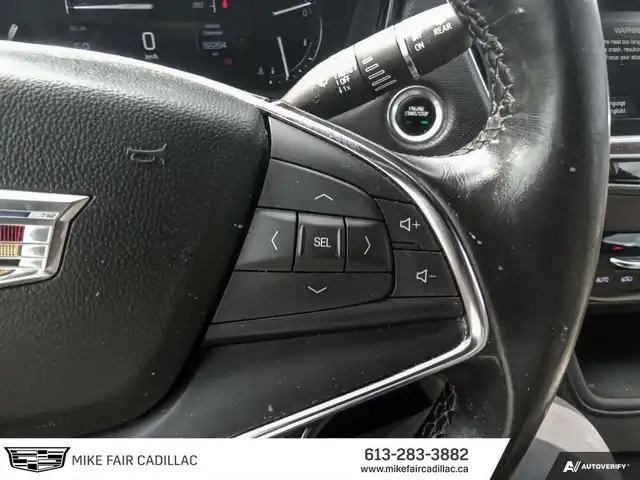 2019 Cadillac XT5 AWD,heated front seats,remote start,power l... dans Autos et camions dans Ottawa - Image 20