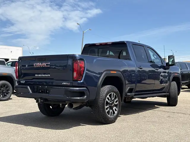 2023 GMC Sierra 3500 HD AT4 in Cars & Trucks in Edmonton - Image 10
