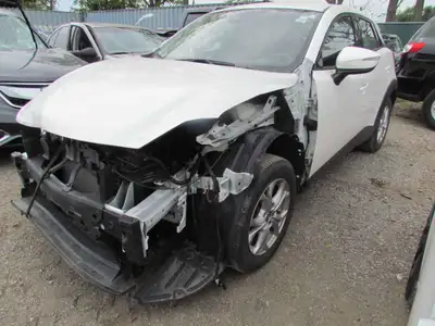 2020 Mazda CX-3 GS 56 917 km 2.0L, 4 Cylinder, Gas, FWD, Automatic ("manumatic") AM/FM Radio, Touch...