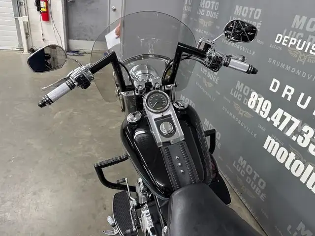 2008 Harley-Davidson FLSTF Fat Boy in Street, Cruisers & Choppers in Drummondville - Image 12