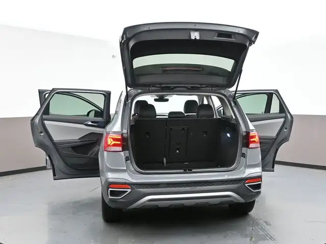 2024 Volkswagen Taos COMFORTLINE Lane Departure Warning with Bli in Cars & Trucks in Dartmouth - Image 45