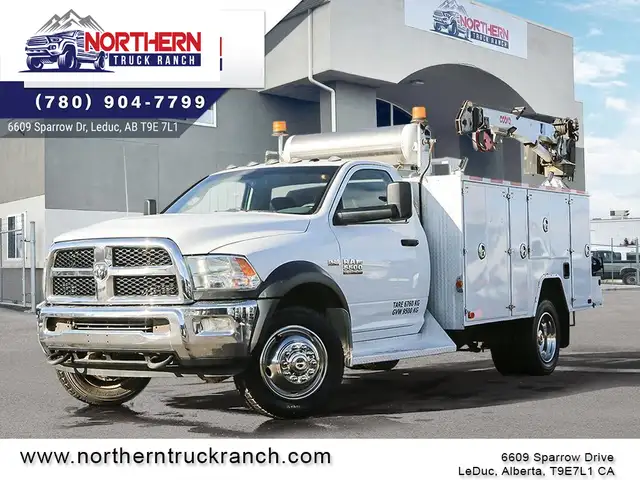 2018 RAM 5500 Chassis ST/SLT REGULAR CAB 4X4 SERVICE TRUCK CR... dans Autos et camions dans Ville d’Edmonton - Image 2