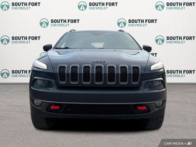 2016 Jeep Cherokee Trailhawk 4WD | Heated Seats & Steering in Cars & Trucks in Strathcona County - Image 4