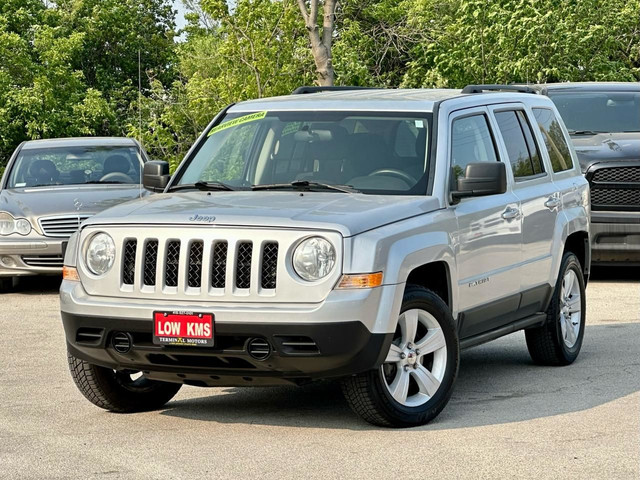2011 Jeep Patriot north in Cars & Trucks in Oakville / Halton Region