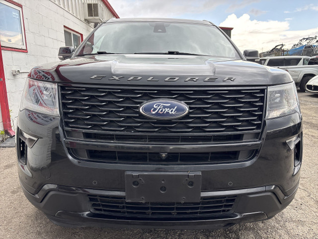 2018 Ford Explorer SPORT | 7 PASSENGER | REAR CAPTAIN CHAIRS | 4 in Cars & Trucks in Calgary - Image 3