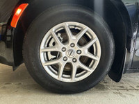 EXECUTIVE CROSSTOWN DEMO! This 2024 CHRYSLER VOYAGER LX has the following options Cloth Bucket Seats... (image 9)