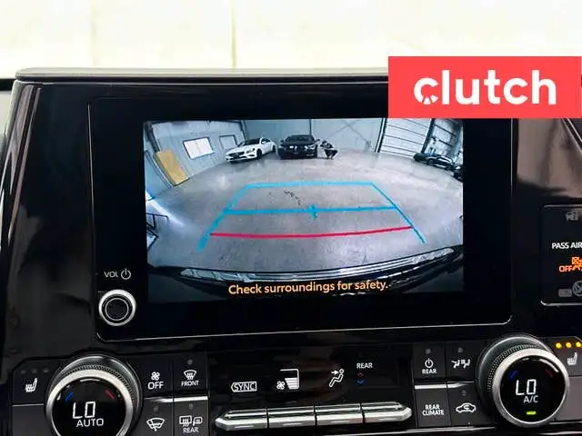 2024 Toyota Highlander Hybrid XLE AWD w/ Apple CarPlay, Heated F in Cars & Trucks in Ottawa - Image 34
