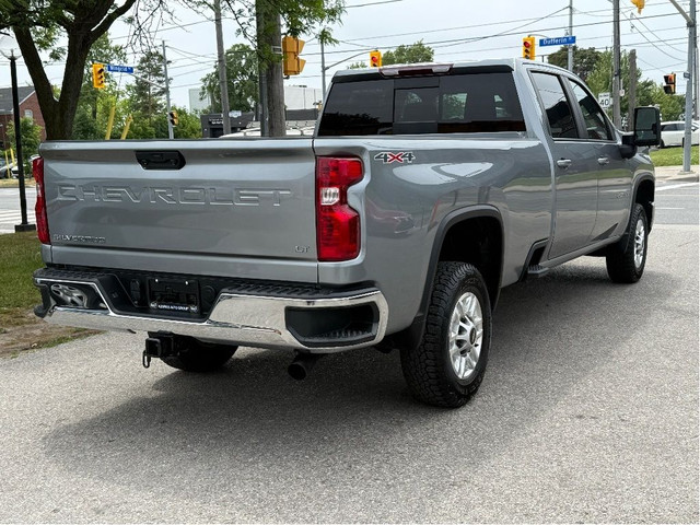 2024 Chevrolet SILVERADO 2500HD 4WD Crew Cab Long Box|Clean Carf in Cars & Trucks in City of Toronto - Image 3