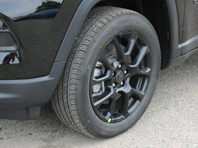 2025 Jeep Compass Altitude 4x4, 360 Camera, Pano Sunroof in Cars & Trucks in Calgary - Image 2