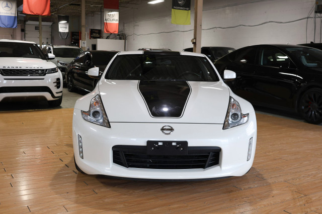 2017 NISSAN 370Z - CLEAN CARFAX|6SPDMANUAL|ALLOYS|PUSHSTART in Cars & Trucks in City of Toronto - Image 2