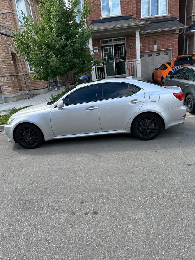 2008 Lexus IS350 RWD in Cars & Trucks in Mississauga / Peel Region - Image 2