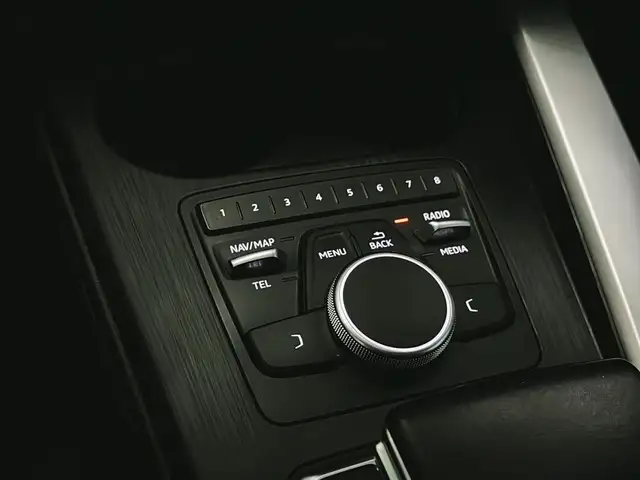 2017 Audi A4 Premium 2L Turbo Cuir Sunroof Carplay AWD in Cars & Trucks in Laval / North Shore - Image 30