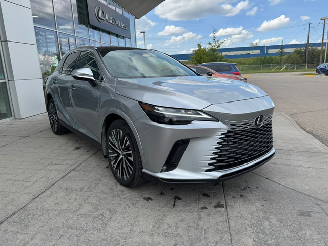 2025 Lexus RX 350h HYBRID AWD / LUXURY PACKAGE / ZERO ACCIDENTS in Cars & Trucks in Calgary - Image 4