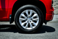 This 2022 Chevrolet Silverado 1500 is for sale today. This Crew Cab 4X4 pickup has 73,796 kms. It's... (image 6)