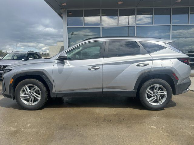2025 Hyundai Tucson Preferred | 2.5L I4 | AWD | ADAPTIVE CRUISE in Cars & Trucks in Calgary - Image 2