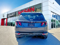 APPLE CARPLAY | BACK UP CAMERA | NO ACCIDENTS | CLEAN CARFAX. This 2022 Tucson with its compact desi... (image 7)