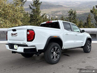This GMC Canyon has a durable Turbocharged Gas I4 2.7L/ engine powering this Automatic transmission.... (image 5)