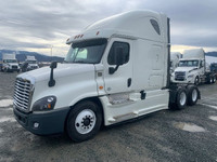 2016 FREIGHTLINER X12564ST