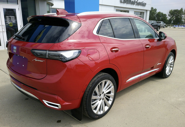 2025 Buick Envision Avenir AWD in Cars & Trucks in Regina - Image 4