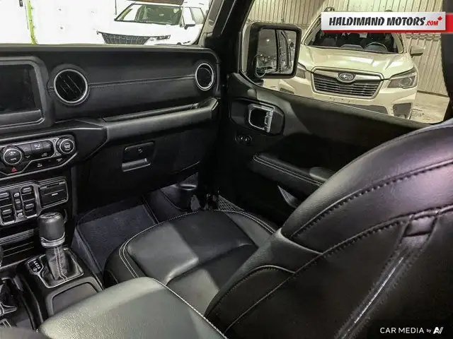 2021 Jeep Wrangler Unlimited Sahara in Cars & Trucks in Hamilton - Image 29