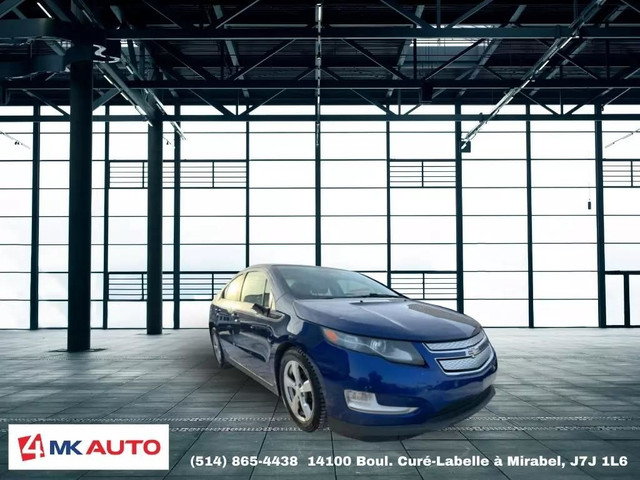 2012 CHEVROLET Volt Base in Cars & Trucks in Laval / North Shore - Image 2