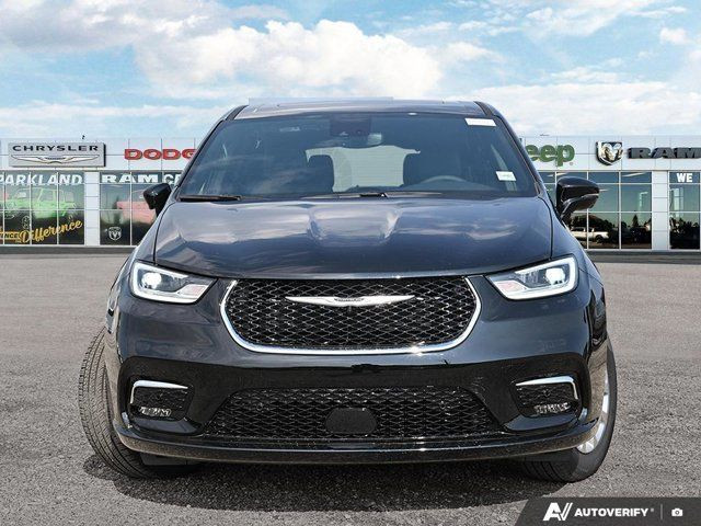 2026 Chrysler Pacifica SELECT AWD in Cars & Trucks in St. Albert - Image 2