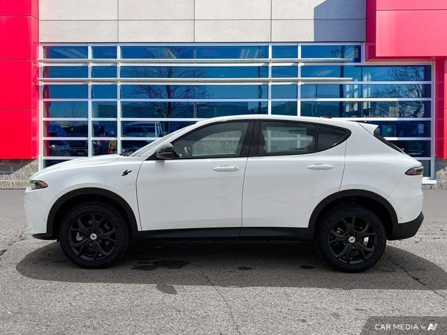 2024 Dodge Hornet GT | Apple CarPlay | Android Auto in Cars & Trucks in Guelph - Image 2