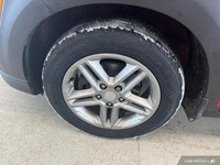 PULSE RED MICA, BLACK, CLOTH SEAT TRIM, Wheels: 16 x 6.5J Aluminum, Wheels w/Silver Accents, Variabl... (image 5)