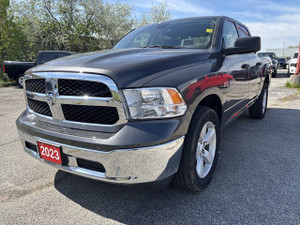 2023 RAM 1500 SLT**CREW**HEMI**4X4**5.0 SCREEN**BLUETOOTH**BACK UP CAM**