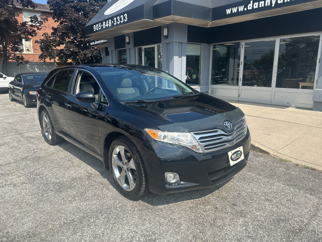 2011 Toyota Venza V6 AWD in Cars & Trucks in Mississauga / Peel Region - Image 2