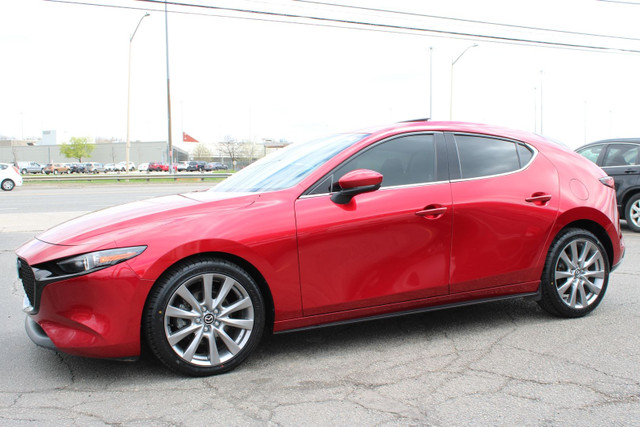 2020 Mazda MAZDA3 in Cars & Trucks in Oakville / Halton Region - Image 3