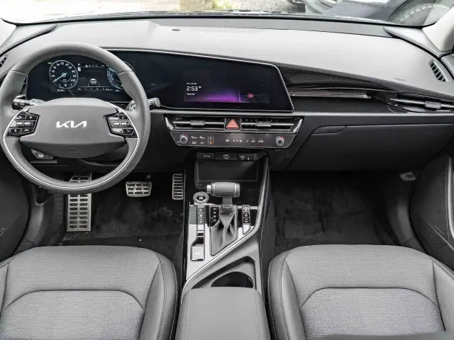 2025 Kia Niro dans Autos et camions dans Ottawa - Image 24