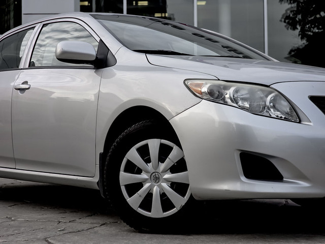 2010 Toyota Corolla 4dr Sdn Auto CE in Cars & Trucks in City of Toronto - Image 3