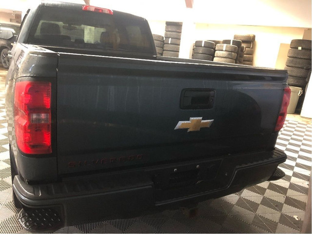  2017 Chevrolet Silverado 1500 2LT, Z71 Package, Accident Free!. in Cars & Trucks in North Bay - Image 4