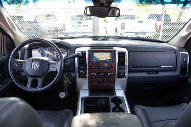 2012 Ram 2500 Laramie, Cummins diesel, Airbag Suspension in Cars & Trucks in Calgary - Image 3