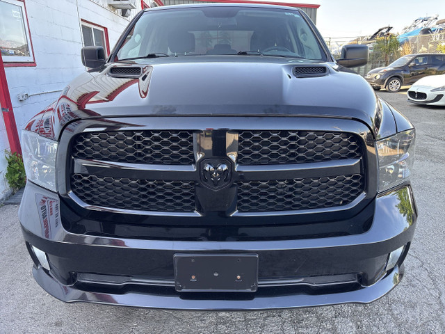 2019 Ram 1500 Classic EXPRESS | 4X4 | CLEAN CARFAX | 6.5 FOOT BO in Cars & Trucks in Calgary - Image 3
