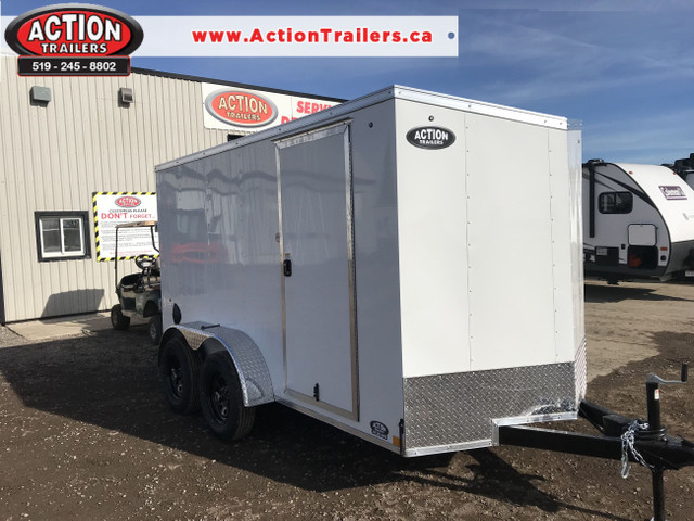 QUAKE 6x12 TANDEM AXLE ENCLSOED CARGO TRAILER W/ RAMP DOOR in Cargo & Utility Trailers in London - Image 2