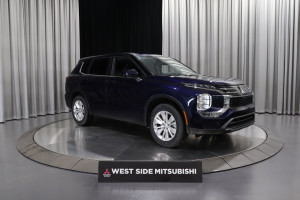2025 Mitsubishi Outlander ES