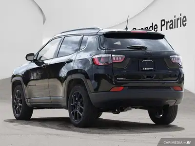 2024 Jeep Compass Altitude | Heated Seats | Rain Sensing Wipers, View more