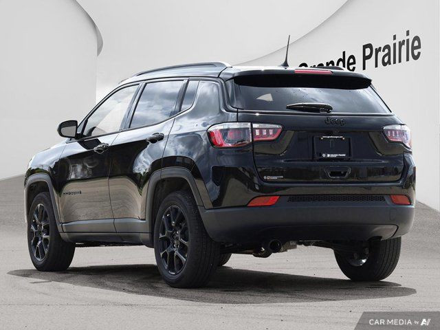 2024 Jeep Compass Altitude | Heated Seats | Rain Sensing Wipers in Cars & Trucks in Grande Prairie - Image 3