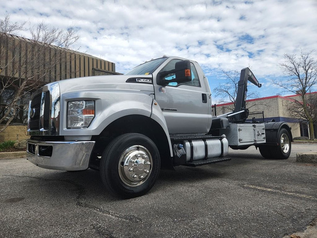  2019 Ford F-650 XR7 Rolloff, Hydraulic Brake, in Heavy Trucks in City of Montréal