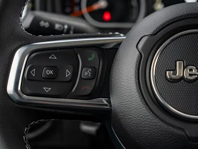 2025 Jeep Wrangler Sahara in Cars & Trucks in Barrie - Image 25