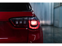 **ONE OWNER - MECHANICALLY CERTIFIED** 11,982 KM This 2024 Jeep Compass 4x4 Altitude is powered by a... (image 8)